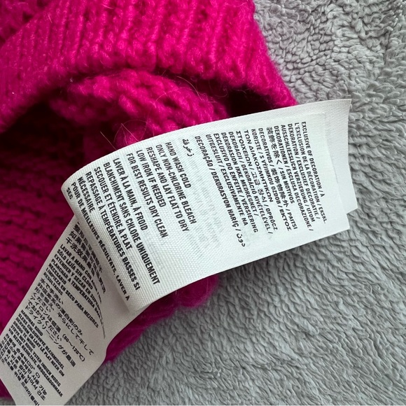 Abercrombie & Fitch Wool Alpaca Cropped Chunky Knit Hot Pink Barbiecore Sweater - Picture 13 of 16